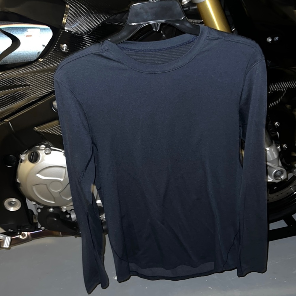 Lululemon Long sleeve shirt